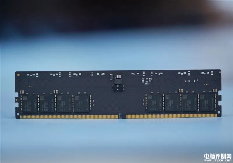 最新内存评测：七彩虹CVN银翼DDR5-6000内存评测，权威硬件评测网站,www.dnpcw.com