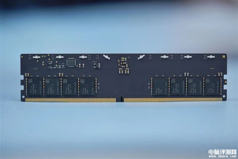 最新内存评测：七彩虹CVN银翼DDR5-6000内存评测，权威硬件评测网站,www.dnpcw.com