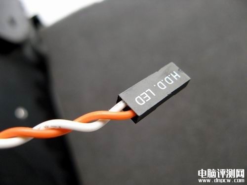 电脑装机教程:组装电脑主板跳线接法最全图文解说 主板接线详细教程,权威硬件评测网站,www.dnpcw.com