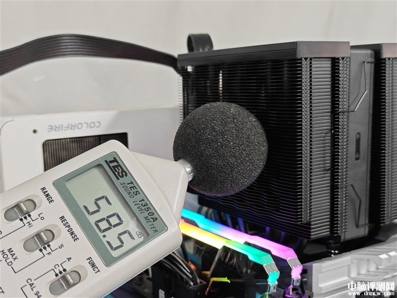 最新散热器评测：超频三臻RZ620散热器评测，权威硬件评测网站,www.dnpcw.com