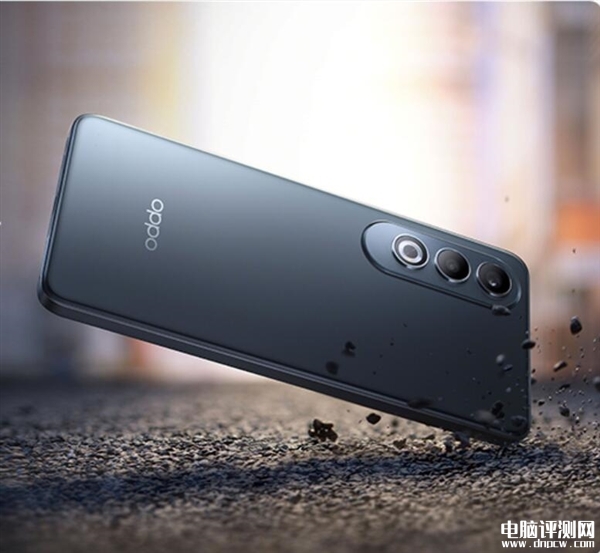 OPPO K12今日发布 搭载高通第三代骁龙7平台售价1799元起，权威硬件评测网站,www.dnpcw.com