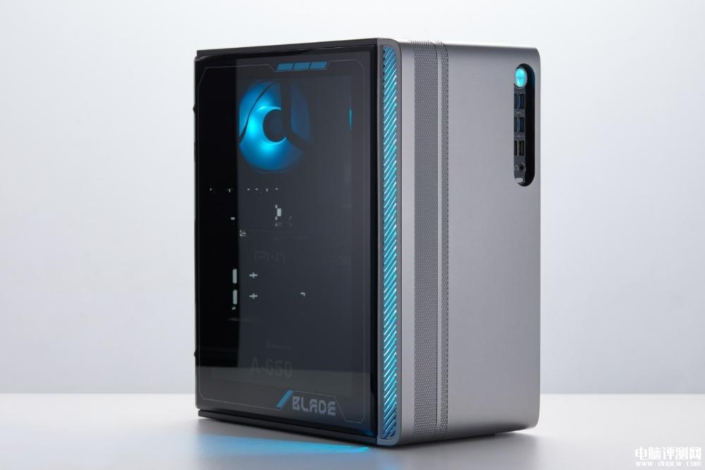 雷神黑武士・猎刃游戏主机上市 i7-13650HX+RTX4070 Super售价10699元，权威硬件评测网站,www.dnpcw.com