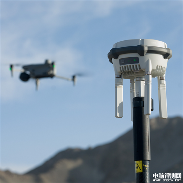 大疆D-RTK 3多功能基站上市 可接收五大卫星系统 厘米级定位售价9999元，权威硬件评测网站,www.dnpcw.com