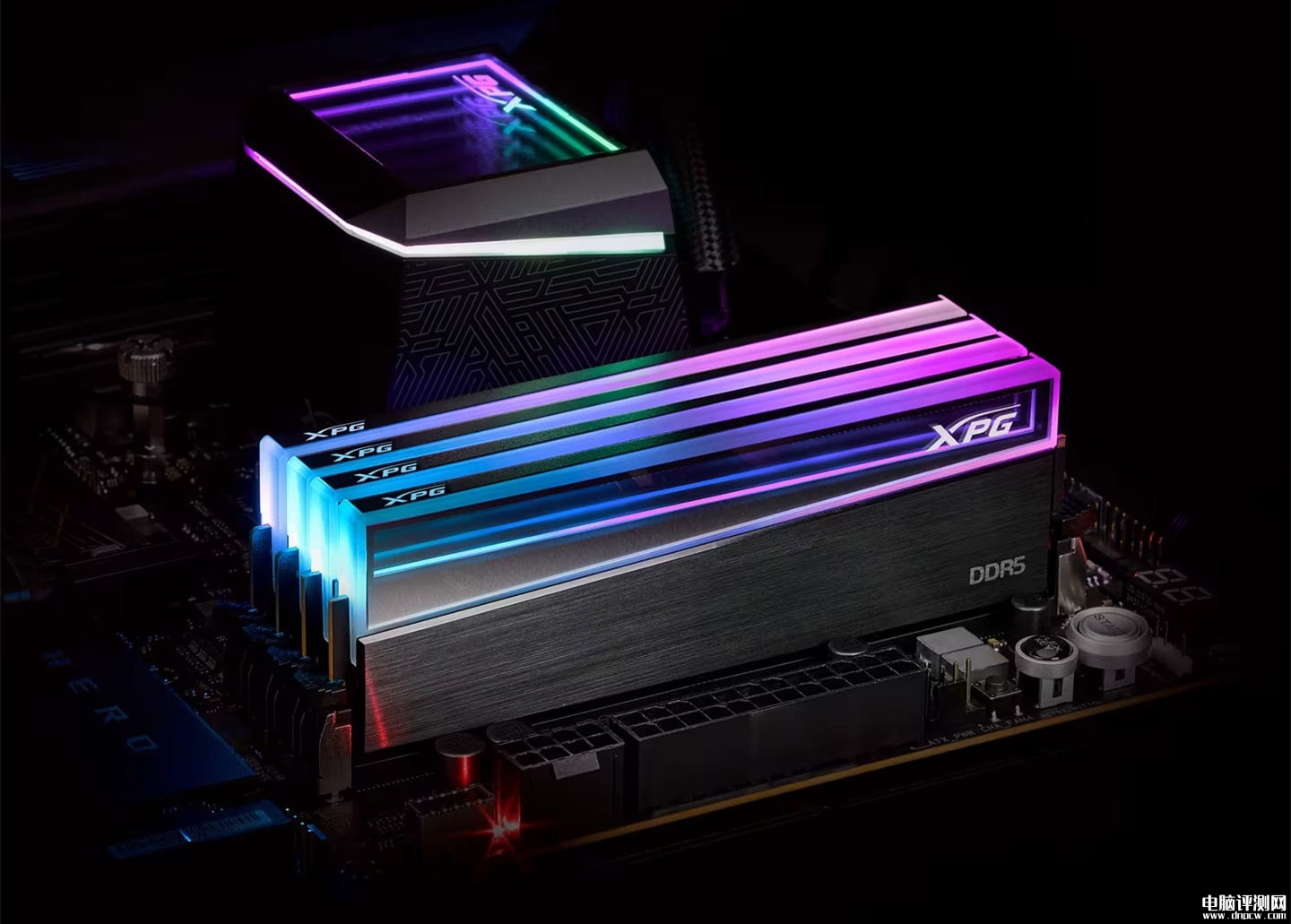 威刚XPG NOVAKEY RGB DDR5内存发布 6400MT/s高速率+无限镜光效，权威硬件评测网站,www.dnpcw.com